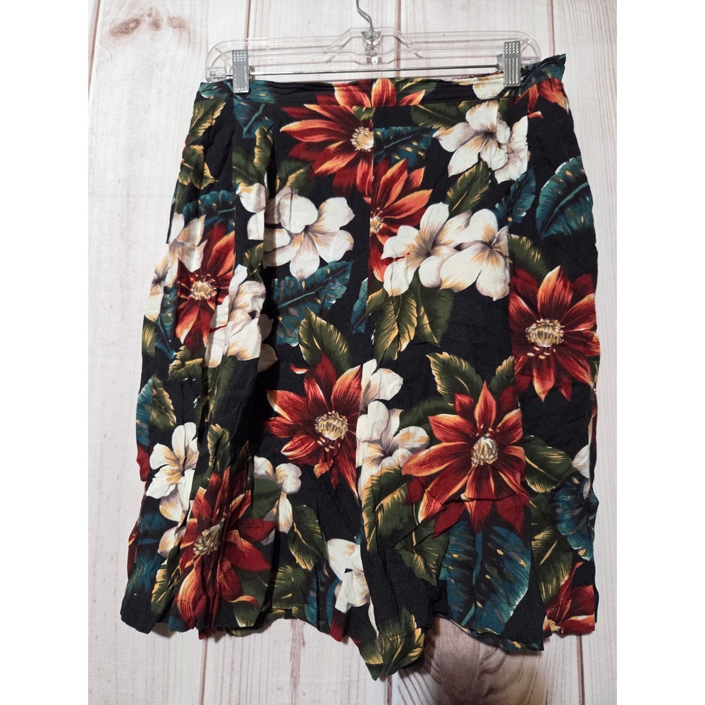 Impressions of California Women's Vintage Hawaiian Floral Print Shorts‎ Large